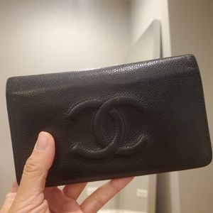 Authentic CHANEL Yen Wallet Black Caviar
